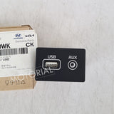 2015-2018 KIA SEDONA CANIVAL OEM AUX USB Jack 96120A9100WK