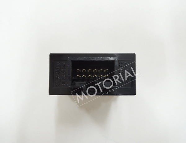 Genuine OE AUX USB Reader Port Jack Assy (Fits: HYUNDAI 2011-2014 Elantra , Avante D Genuine OE AUX USB Reader Port Jack Assy (Fits: HYUNDAI 2011-2014 Elantra , Avante D