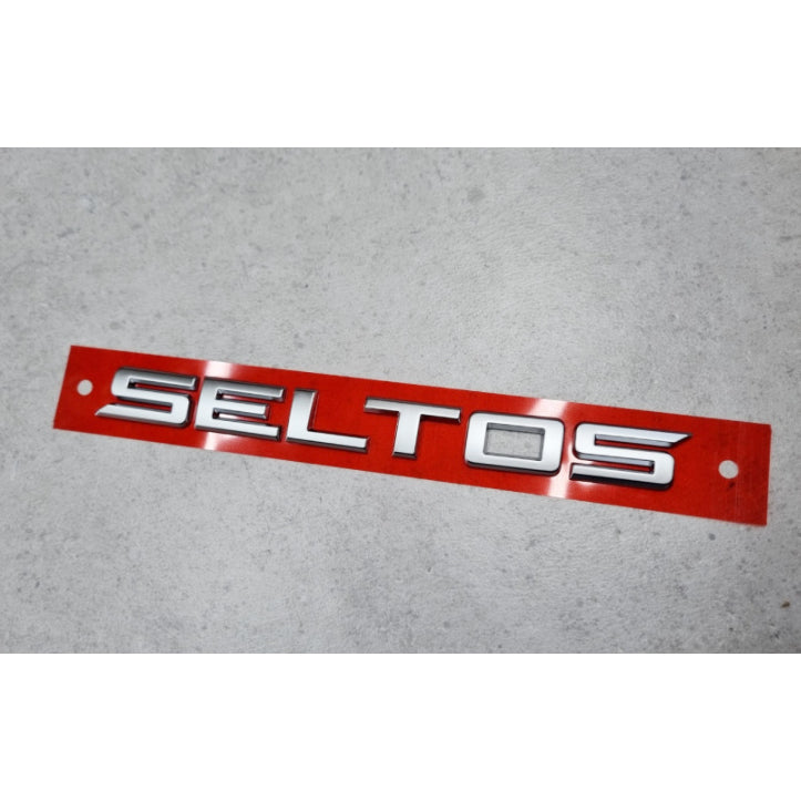 2024 2025 KIA SELTOS Genuine Rear Tailgate SELTOS Emblem Matt type
