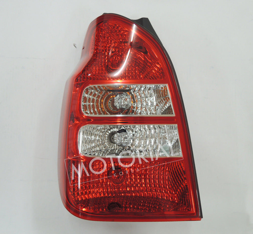 2005-2007 HYUNDAI TERRACAN Genuine OEM Rear Tail Light Lamp Left