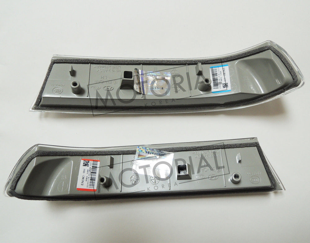 2007-2012 HYUNDAI SANTA FE Genuine OEM Outside Mirror Repeater Lamp 2pcs Set