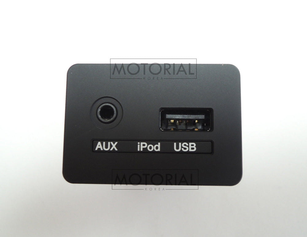 2006-2009 HYUNDAI TUCSON Genuine OEM AUX USB iPod Jack Assy Bezel 2pcs Set